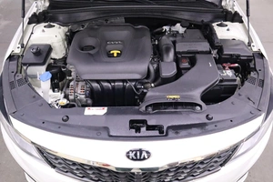 Седан Kia Optima 2019 года, 2150000 рублей, Брянск