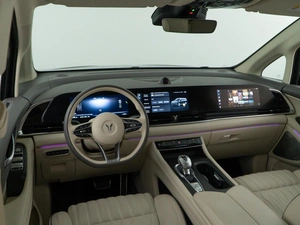 Минивэн Voyah Dream 2023 года, 5250050 рублей, Москва