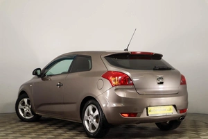 Хетчбэк Kia Ceed 2008 года, 629000 рублей, Пермь