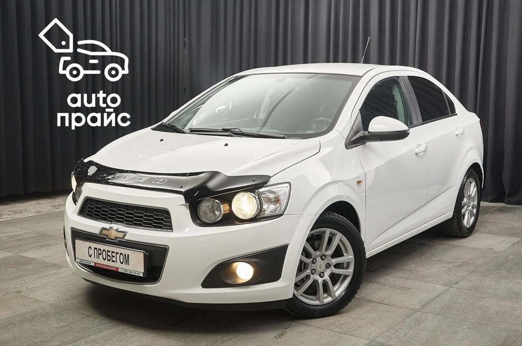 Седан Chevrolet Aveo 2014 года, 827000 рублей, Красноярск