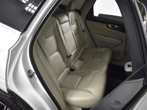Внедорожник Volvo XC60 2019 года, 2545200 рублей, Казань