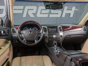 Седан Hyundai Equus 2011 года, 1699000 рублей, Сургут