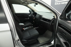 Внедорожник Mitsubishi Outlander 2018 года, 2010000 рублей, Курск