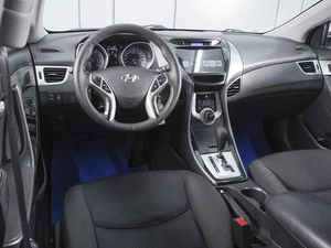 Седан Hyundai Elantra 2011 года, 1150000 рублей, Ростов-на-Дону