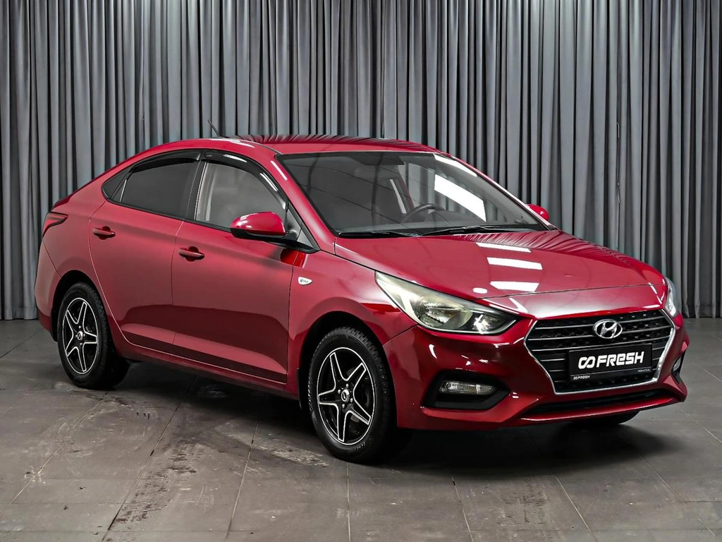 Седан Hyundai Solaris 2017 года, 1355000 рублей, Ставрополь