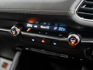 Хетчбэк Mazda 3 2019 года, 1750000 рублей, Красноярск