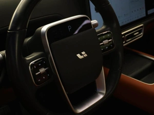 Внедорожник Li Auto L7 2023 года, 5447444 рублей, Москва