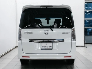 Минивэн Honda Stepwgn 2012 года, 1600000 рублей, Красноярск