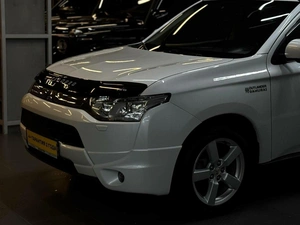 Внедорожник Mitsubishi Outlander 2013 года, 1487000 рублей, Красноярск