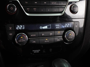Внедорожник Nissan X-Trail 2016 года, 1519000 рублей, Воронеж