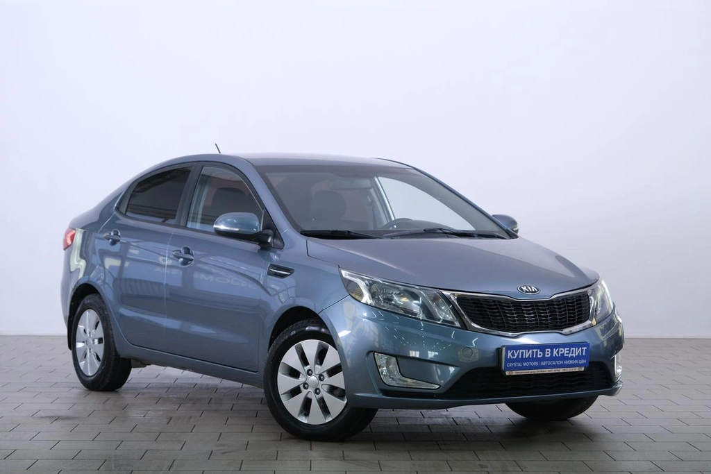 Седан Kia Rio 2014 года, 1319000 рублей, Омск