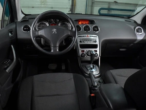 Седан Peugeot 408 2013 года, 649000 рублей, Воронеж