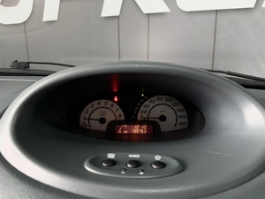 Хетчбэк Toyota Vitz 2000 года, 550000 рублей, Нижневартовск