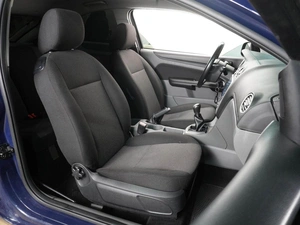 Хетчбэк Ford Focus 2010 года, 599000 рублей, Воронеж