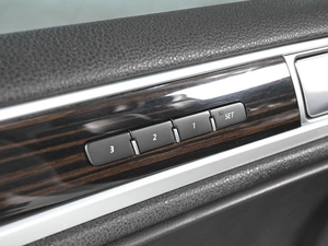 Внедорожник Volkswagen Touareg 2015 года, 2569000 рублей, Аксай
