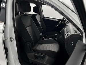 Внедорожник Volkswagen Tiguan 2017 года, 1799200 рублей, Казань