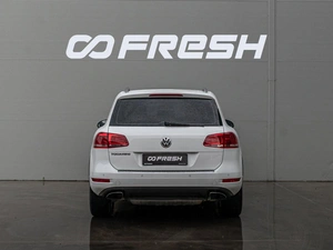 Внедорожник Volkswagen Touareg 2012 года, 2660000 рублей, Краснодар