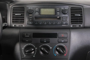 Хетчбэк Toyota Corolla 2005 года, 549000 рублей, Кемерово