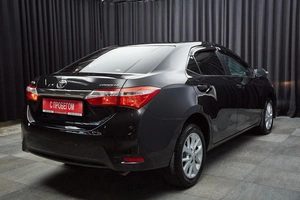Седан Toyota Corolla 2013 года, 1299000 рублей, Красноярск