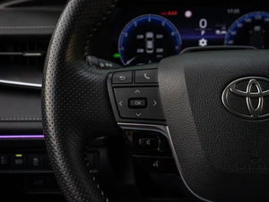 Седан Toyota Camry 2024 года, 3880000 рублей, Большой Сочи