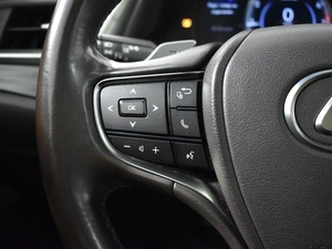 Седан Lexus ES 2021 года, 3386100 рублей, Казань