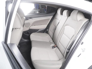 Седан Hyundai Elantra 2019 года, 1460000 рублей, Ростов-на-Дону