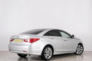 Седан Hyundai Sonata 2011 года, 1199000 рублей, Красноярск