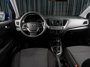 Седан Hyundai Solaris 2018 года, 1499000 рублей, Тюмень