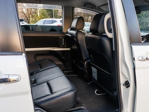 Минивэн Toyota Isis 2012 года, 1550000 рублей, Большой Сочи