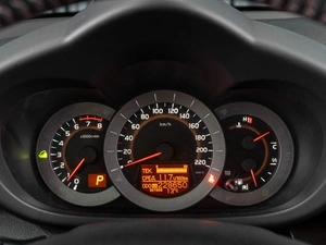 Внедорожник Toyota RAV4 2011 года, 1369000 рублей, Тюмень
