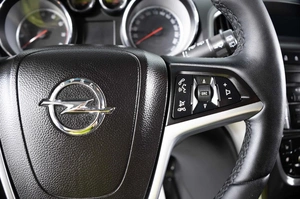 Хетчбэк Opel Astra 2011 года, 709000 рублей, Пермь