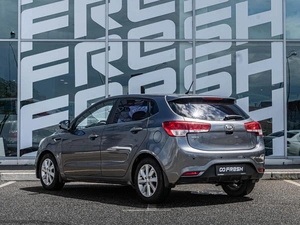 Хетчбэк Kia Rio 2016 года, 940000 рублей, Краснодар