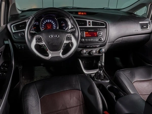 Универсал Kia Ceed 2012 года, 979000 рублей, Воронеж