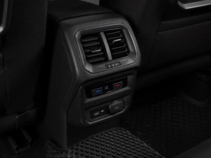 Внедорожник Volkswagen Tiguan 2019 года, 1849000 рублей, Тюмень