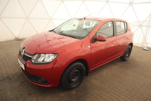 Хэтчбек Renault Sandero 2014 года, 700000 рублей, Орёл