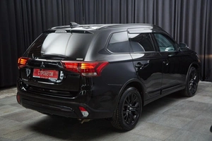 Внедорожник Mitsubishi Outlander 2021 года, 2577000 рублей, Красноярск