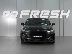 Лифтбек Changan UNI-V 2024 года, 2098000 рублей, Красный Пахарь