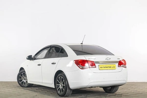 Седан Chevrolet Cruze 2012 года, 799000 рублей, Тюмень