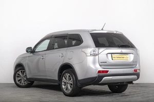 Внедорожник Mitsubishi Outlander 2014 года, 1929000 рублей, Томск
