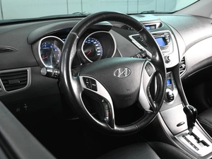 Седан Hyundai Avante 2012 года, 1269000 рублей, Аксай