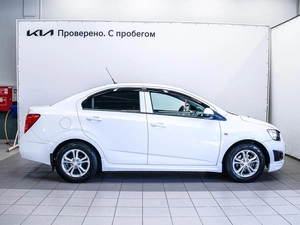 Седан Chevrolet Aveo 2012 года, 670000 рублей, Красноярск