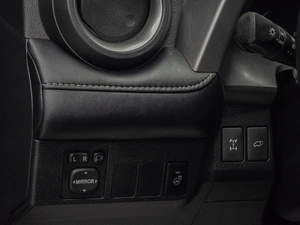 Внедорожник Toyota RAV4 2018 года, 2319000 рублей, Красноярск