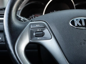 Седан Kia Rio 2015 года, 1230000 рублей, Краснодар