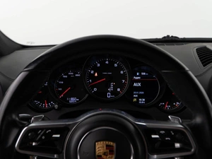 Внедорожник Porsche Cayenne 2016 года, 3897434 рублей, Москва