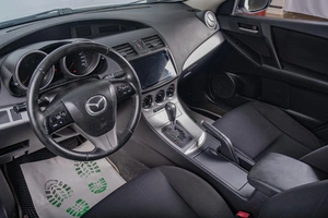 Седан Mazda 3 2010 года, 929000 рублей, Томск