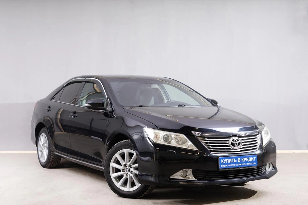 Седан Toyota Camry 2011 года, 1649000 рублей, Новосибирск