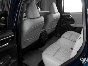 Внедорожник Mitsubishi Outlander 2022 года, 4812000 рублей, Тюмень