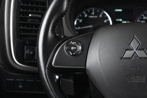 Внедорожник Mitsubishi Outlander 2016 года, 1679000 рублей, Петрозаводск