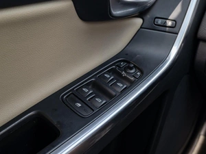 Внедорожник Volvo XC60 2013 года, 1770000 рублей, Краснодар