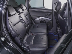 Внедорожник Mitsubishi Outlander 2011 года, 1080000 рублей, Ростов-на-Дону